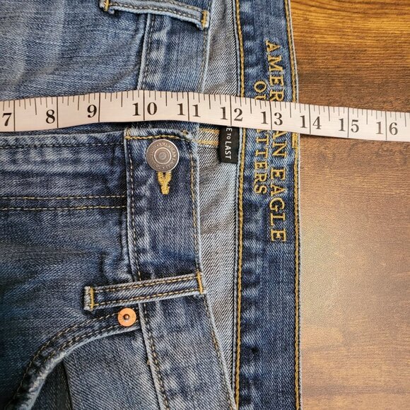 American Eagle Jeans 36x32 Made To Last Original Straight Medium Light Wash - Picture 9 of 11
